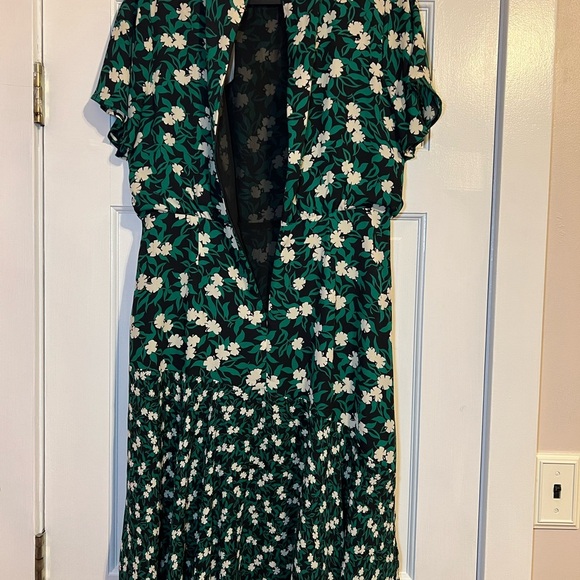 ANN TAYLOR GREEN MIXED FLORAL FLARE DRESS SIZE 8 - Picture 4 of 9
